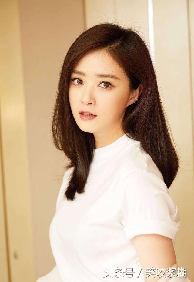 一条阔腿裤的出现让网友齐呼“蒋欣，你真的不用减肥！”