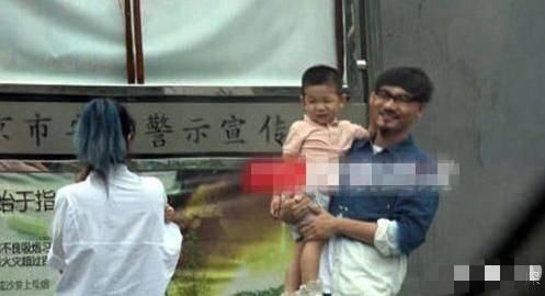 何洁首次回应出轨传闻，深夜曝料与赫子铭离婚内幕信息量巨大