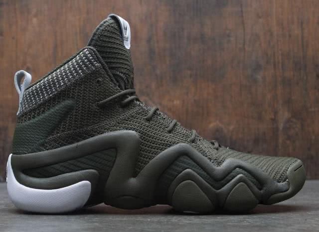  『Crazy』Adidas Crazy 8，科比离开之后仍旧存续在阿迪阵营的经典球鞋
