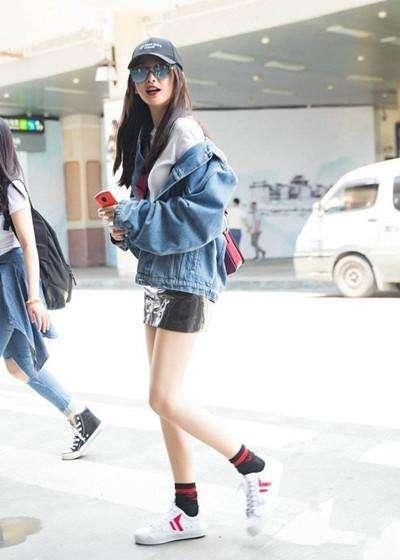 Baby胆太大了！黑色长裙叫板何穗，网友：嫩模和超模差距一目了然