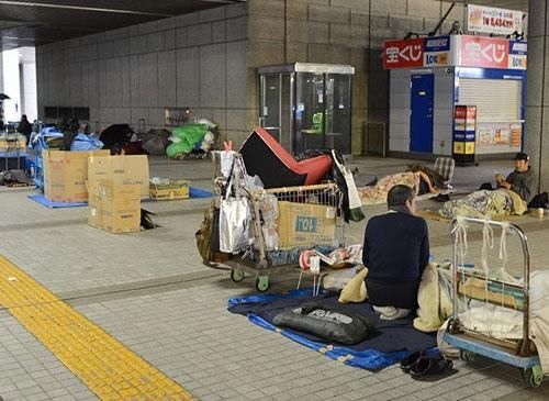 日本人生活现状：百万宅男单身，整容全看心情