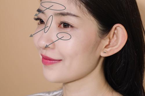 我给2个女孩做了脸型改造，她们把修图软件都删了