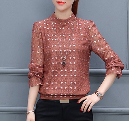 从没见过这么吸睛的小衫，随便搭条黑裤子，就美的让人挪不开眼