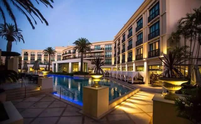 全球38家顶级奢华品牌酒店，你睡过几个？