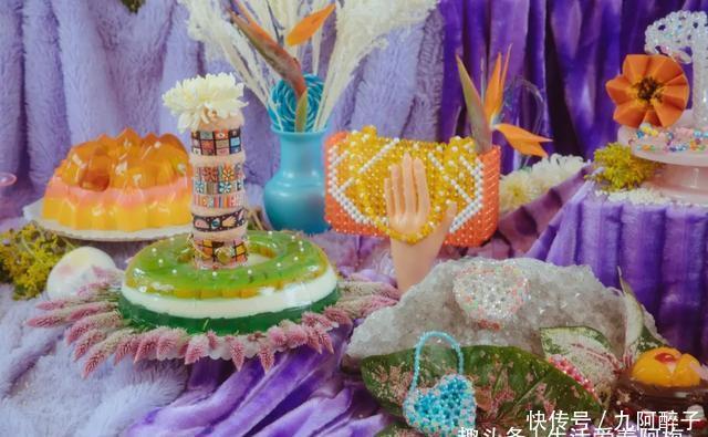  色彩■禁止无趣！谁背谁时髦的串珠包大合集！DIY手工串珠