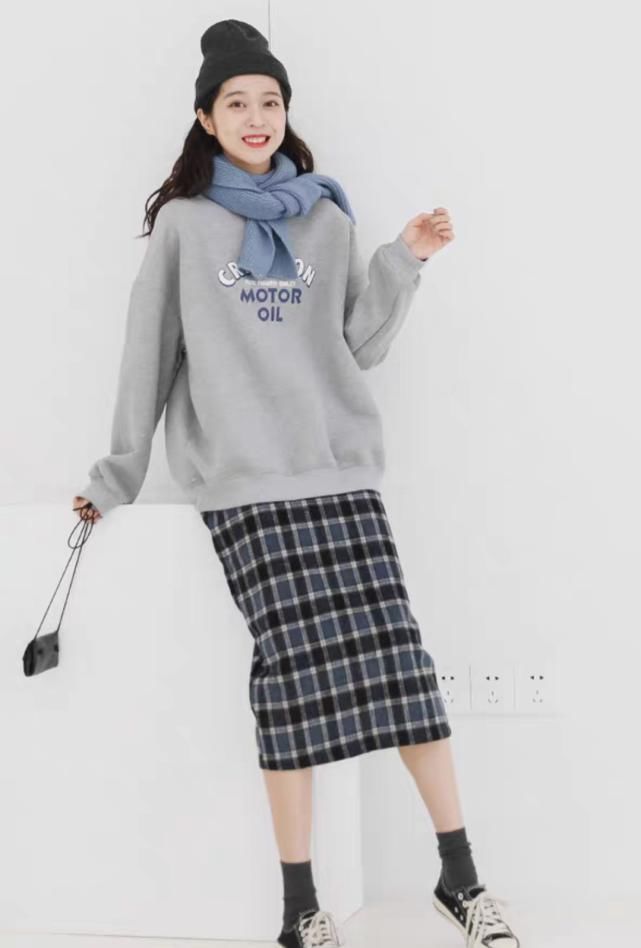  女生■00后女生得知道，卫衣要选择这些款式，才是凹造型的必备单品！
