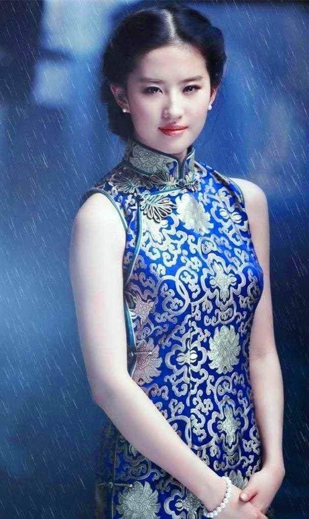 穿旗袍最好看的十大女星，赵丽颖第三热巴第五，第一美若仙人