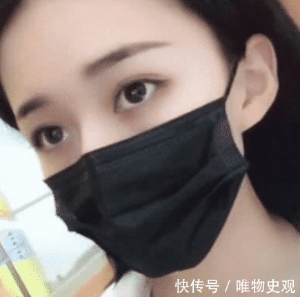 抖音蜜桃唇女神火了,摘下口罩那一刻,告诉你