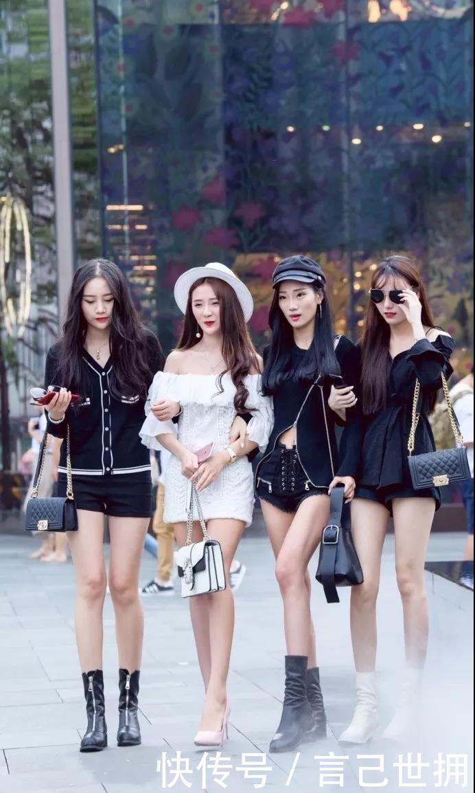 「 美女」一道靓丽而又性感的风景,你喜欢那个?,街拍:四个美女走在路上