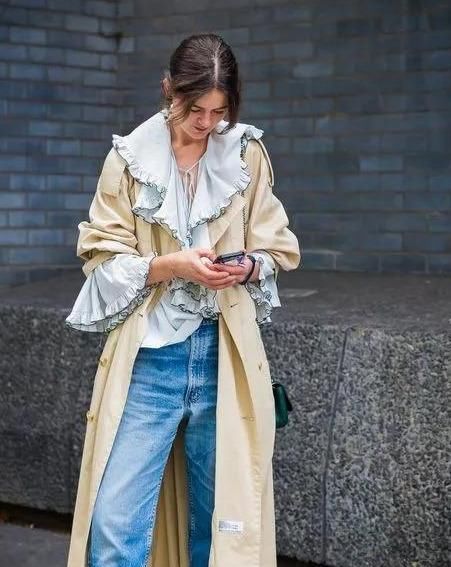  『打造』运用经典色打造时髦造型!早春实用穿搭指南,你最pick哪一套