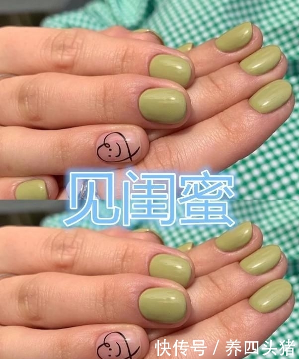 「老师」同是女生“涂美甲”,见妈妈VS见前任,看到见老师:你想挨揍?
