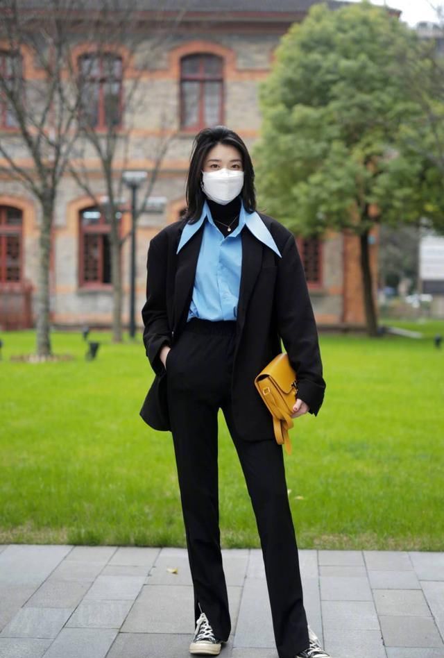 【女生】原来中国女生才最时髦,看杭州女生的街拍穿搭,我们才是真的会穿