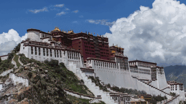 比故宫还壕的宫殿：厕所300年不打扫，最好的藏传文玩都在这儿