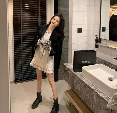  『体现出来』甜美小姐姐很喜欢的舒服穿搭，减龄洋气又百搭，轻松塑造女神范儿