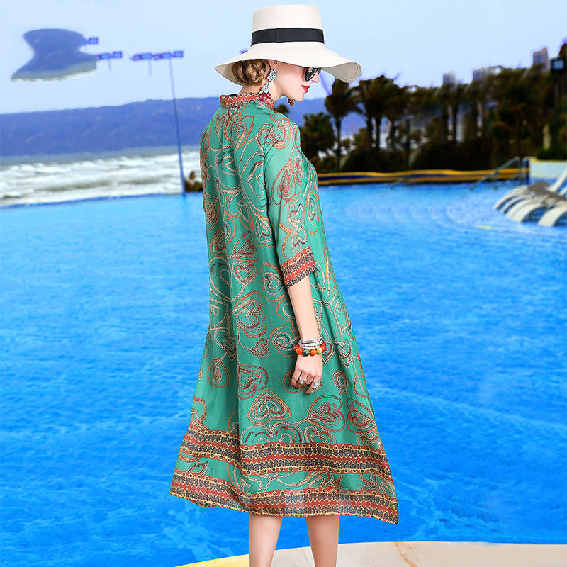 7月刚上线的怦然心动美衣，适合60后女人穿，美到让人挪不开眼