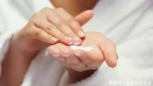  『走路』高跟鞋里放点这个不仅不累脚，比穿平底鞋轻松！