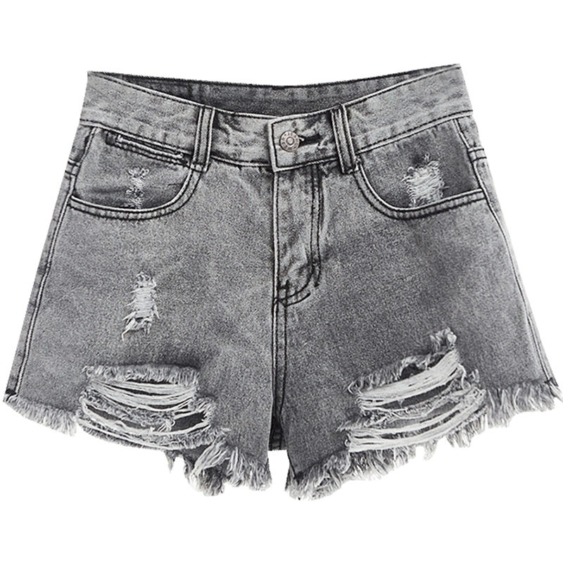 姐姐的眼光真好，给我买了这样的短裤，时尚还超有少女气息呢