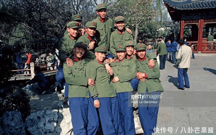 美国人拍摄的1978年中国： 想不到78年的中国城市是这样, 差别很