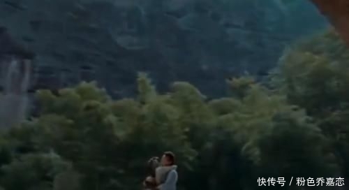  「双骄」绝代双骄：苏樱新造型惊艳亮相！小鱼儿狂抱不撒手！怎么能这么美