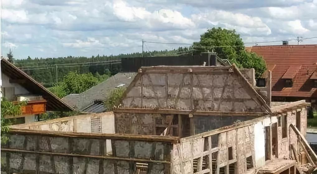 明年农村要停止建房？翻修也不允许了？这到底是为什么？