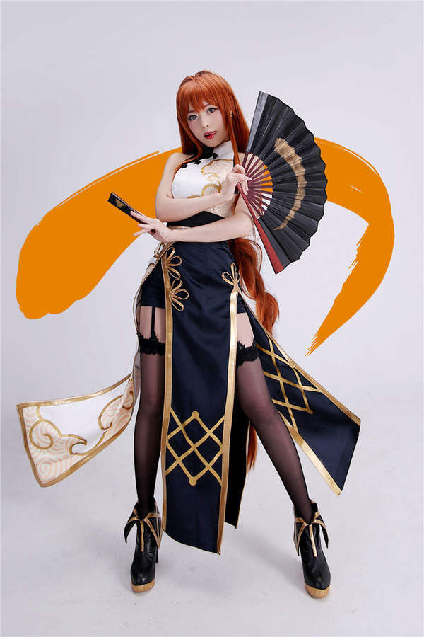 大胸御姐Cos《永远的7日之都》雯梓 旗袍在惨烈哀嚎!