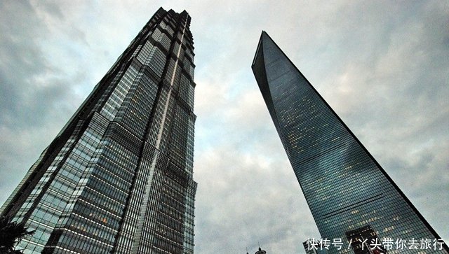 春运“一票难求”的3个城市，让人绝望的拥挤，乘客：我只想回家