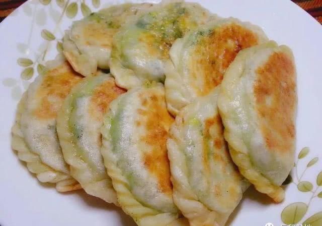 『苋菜』昨晚春风吹庭院，又是一年苋菜上菜的季节了