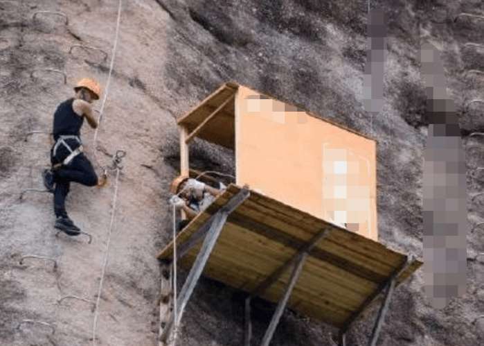 奇葩老板在悬崖边开小卖部,买东西比登天还难