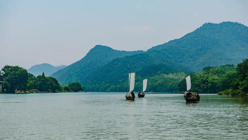  gdp■我国最“谦虚”的省份，GDP高达5.6万亿，有望超越山东