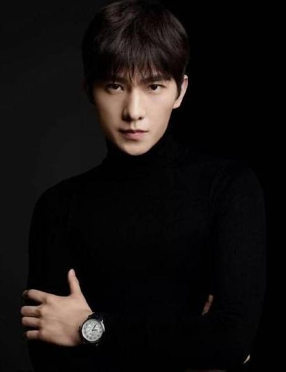 一场黑水嗨惊动杨洋造型师，出来直接辟谣了，牵扯刘亦菲我们不约