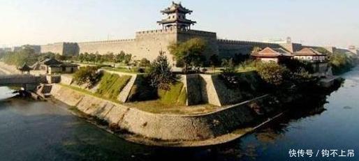 【宫殿】此人死前预言百年之后天子必住我隔壁!结果应验!
