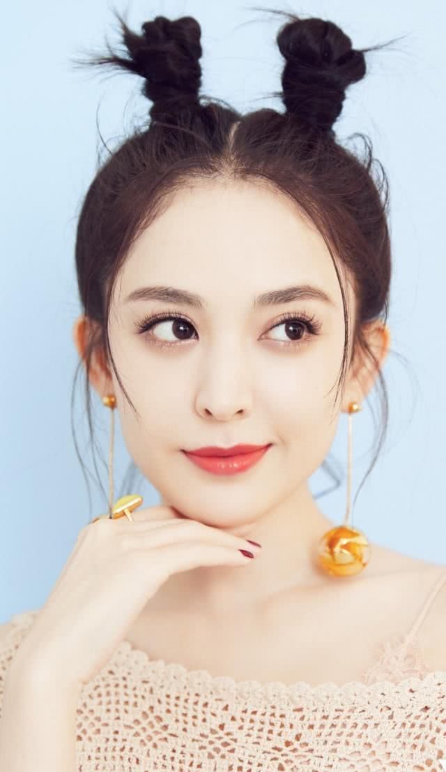 #合适#丸子头非常少人扎了,2020时兴这3种“头型”,头发稀少也合适!