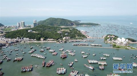 南海休渔期结束 千帆集结竞发