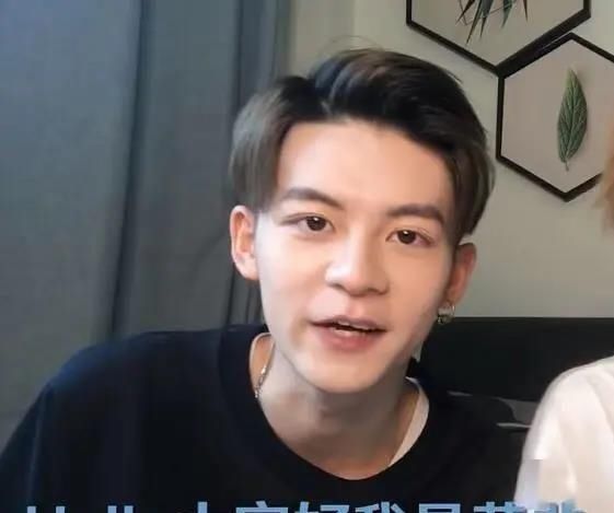 没想到@百万网红照骗翻车现场,点开前没想到这么好笑...全程高能xswl!!