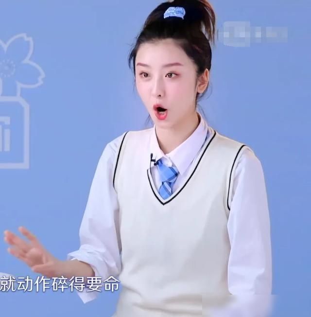 【跳舞】Lisa跳舞时，赵小棠的总结太真实，做出的评价别人不敢说