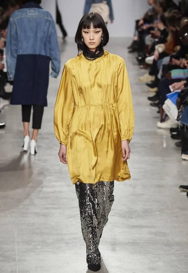  色彩：时装展最靓话题：这8大颜色夫人夫人太炫了，美哭！！