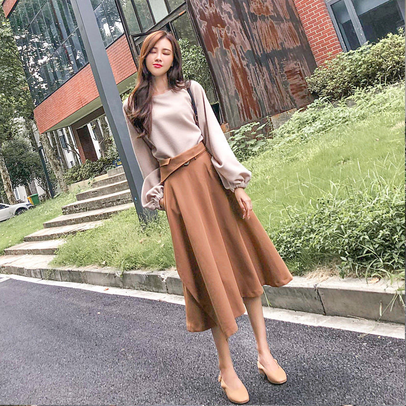 去了10次上海才知道“温柔”套装真的美翻，每款穿上都像细腿精