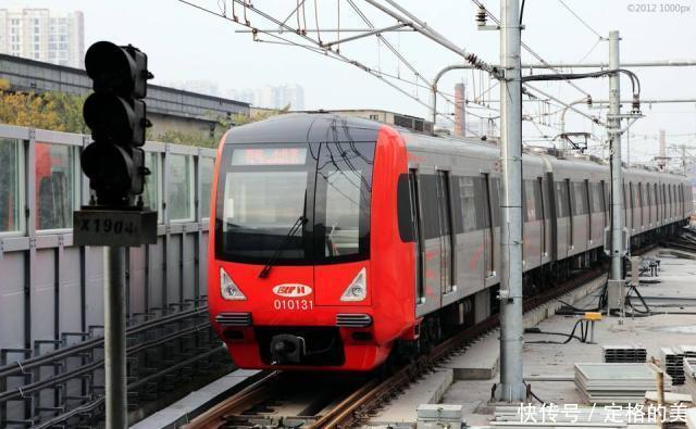  #蓝图#分析重庆轨道交通规划的蓝图：看似困难重重，实则战略布