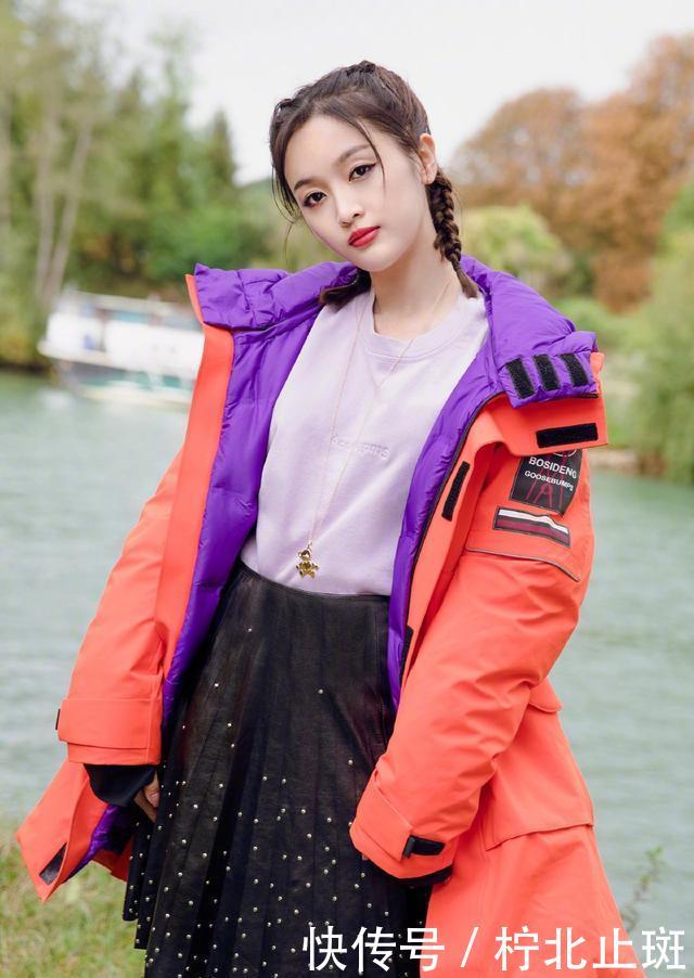  『一枝花』真正的美人在''骨''不在''皮''，脸上都有这5点，老了也是一枝花
