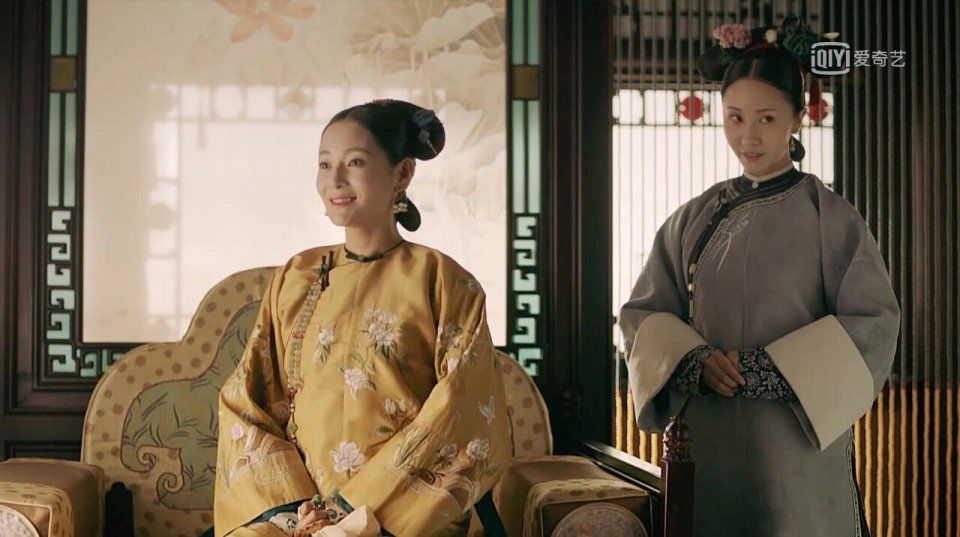 延禧攻略女主们的私服，魏璎珞好少女高贵妃太霸气，纯妃军装超美