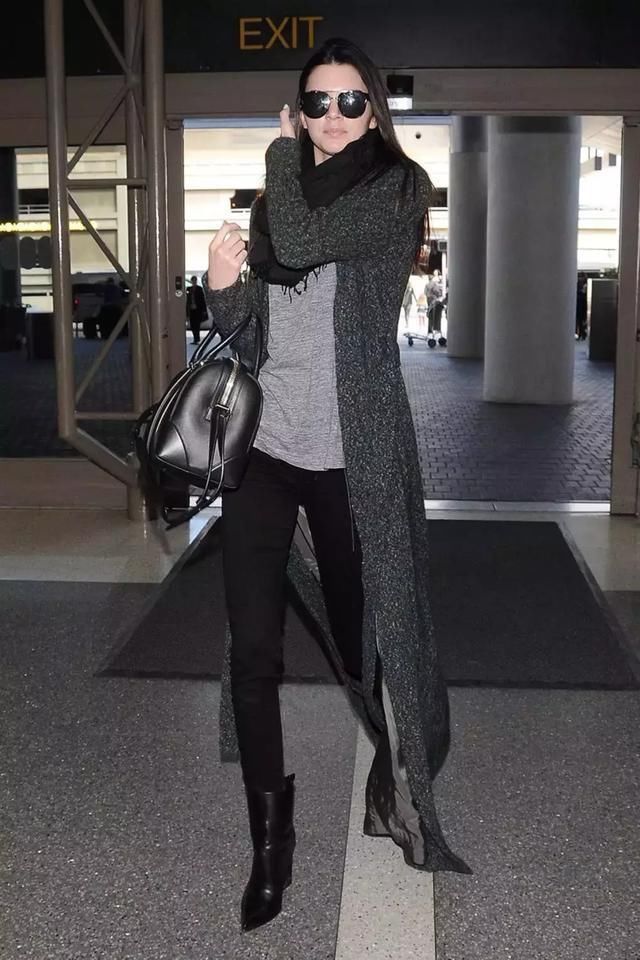 慵懒甜美超酷girl，卡戴珊家金小妹!