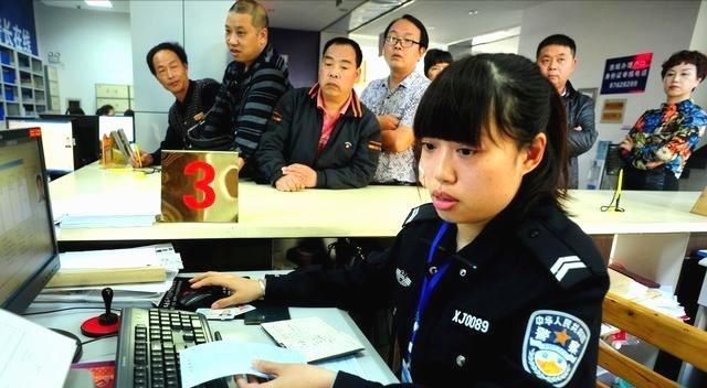 「女方」农村妇女离婚，户口怎么处理，土地会收回吗？注意3种情