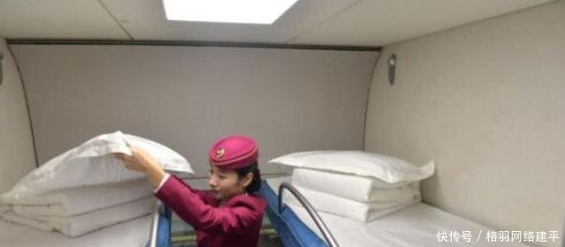 高铁没有卧铺宁愿坐火车我国首辆双层卧铺高铁来了，别担心价格