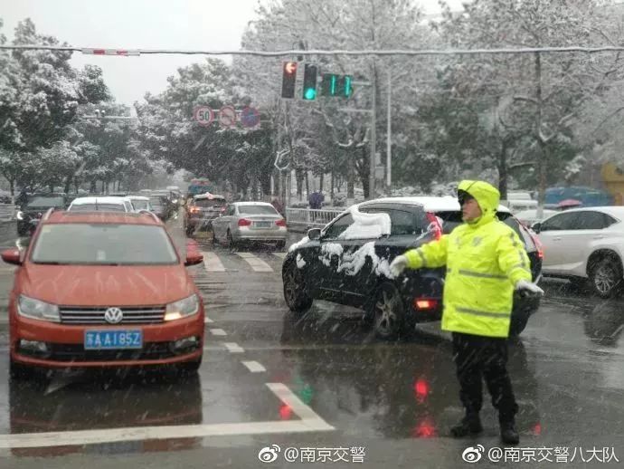 2019年南京第一场雪，还在下!