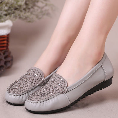 最新上新的几款女鞋也太好看了!洋气又时髦，满满女神范