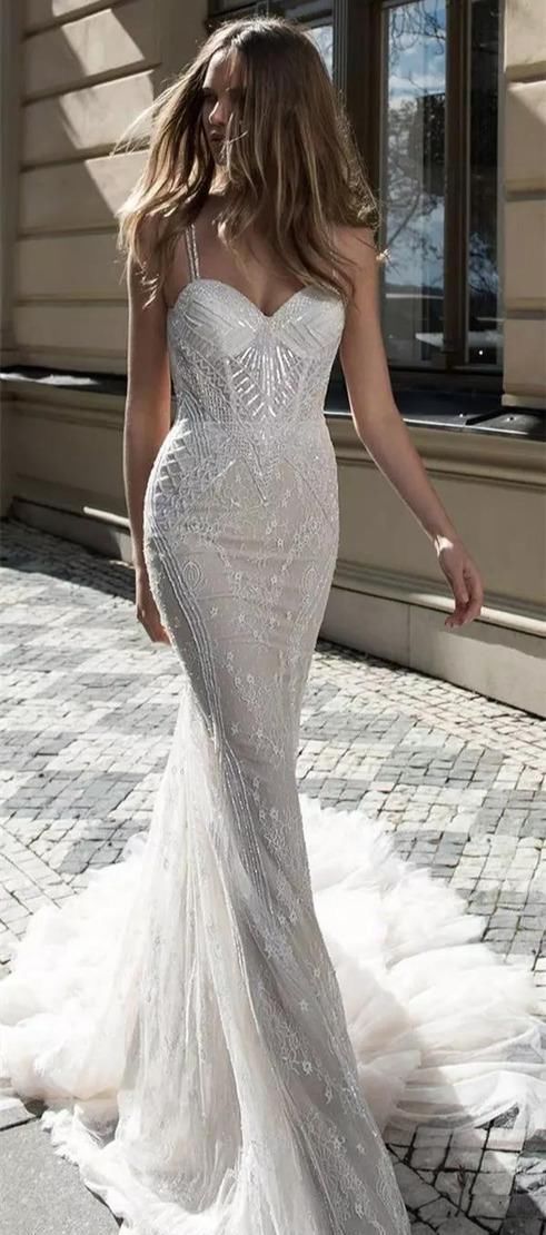  [婚纱]手工珠绣婚纱，把高贵的公主梦演绎的淋漓尽致！