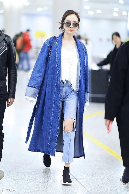 于正曝杨幂猛料，靠身体上位红起来翻脸不认人，网友：贵圈真乱