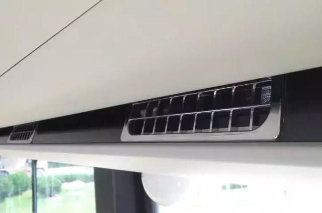 董小姐知道吗 “高铁级”银隆公交车在石家庄闪现！