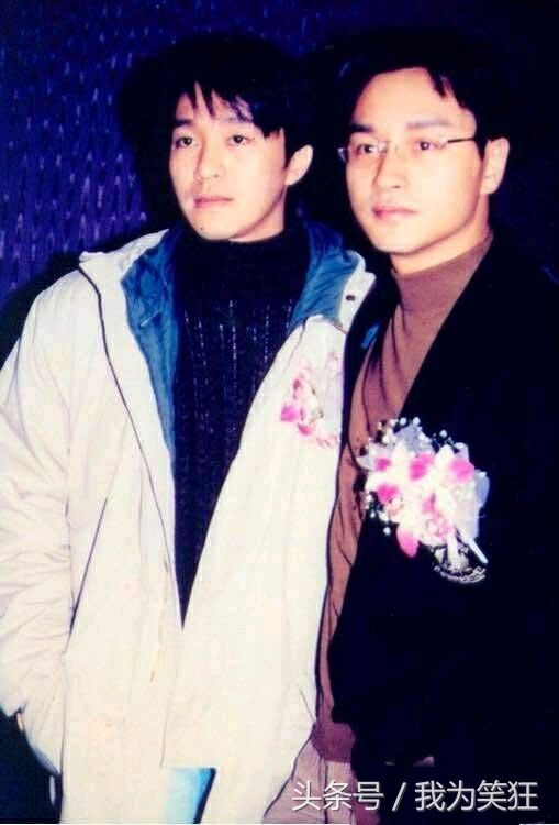 13张成龙周润发周星驰的合影照,网友评论:那时