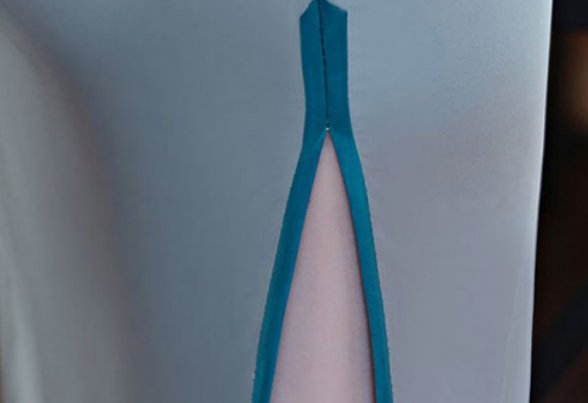 这该良旗袍竟然登上了国外周刊，真给我们中国长脸